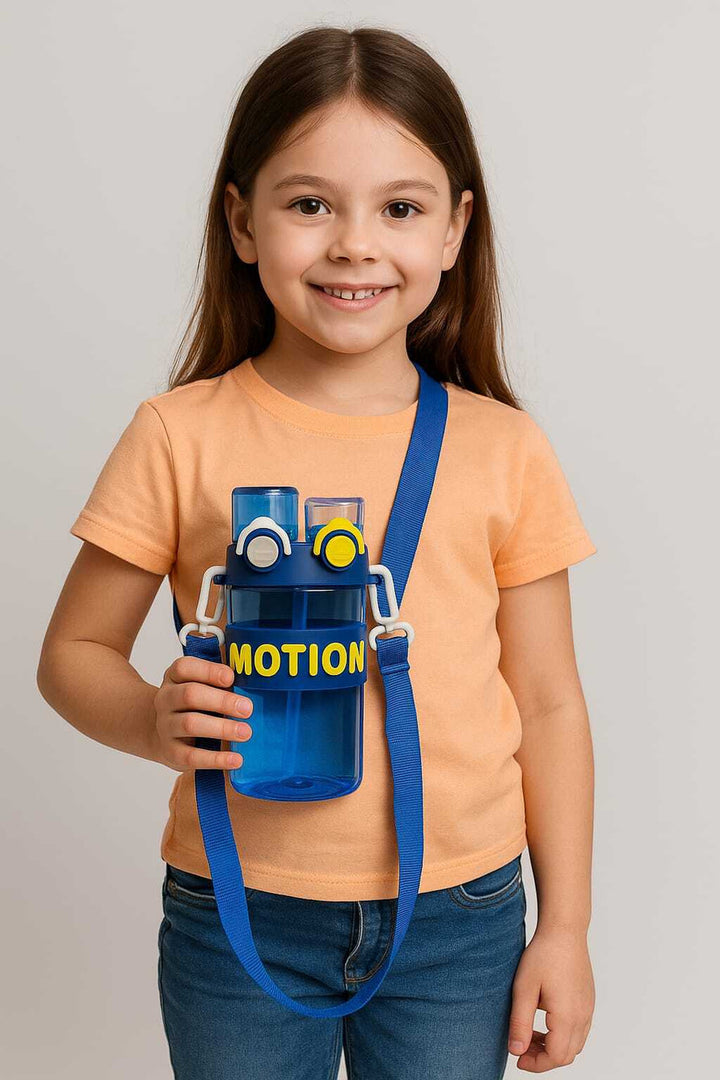 Water-Bottle-Blue-Motion